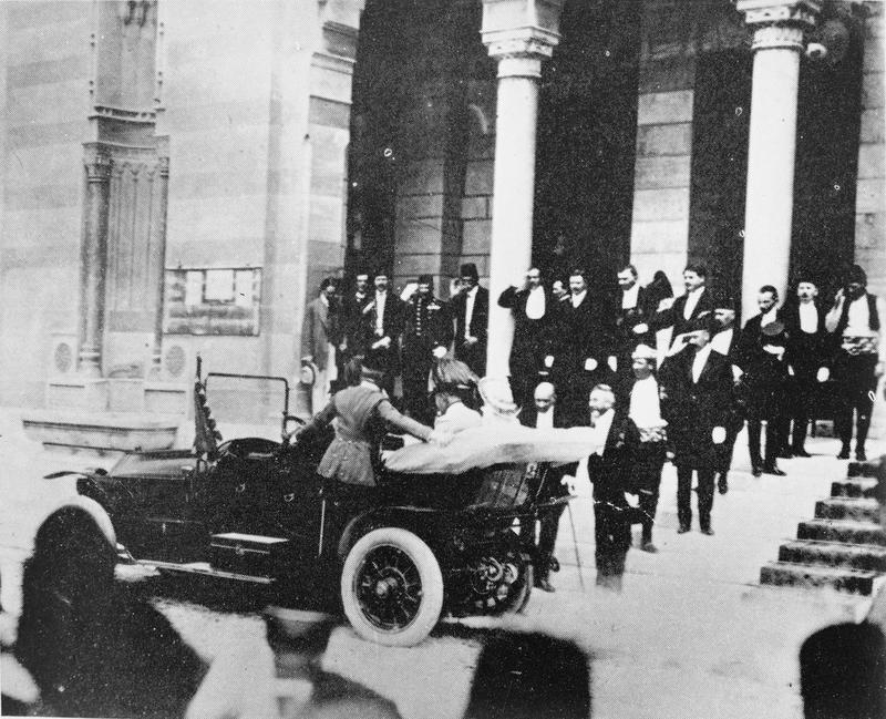 Franz Ferdinand and Sophie leaving Sarajevo's city hall, 28 June 1914